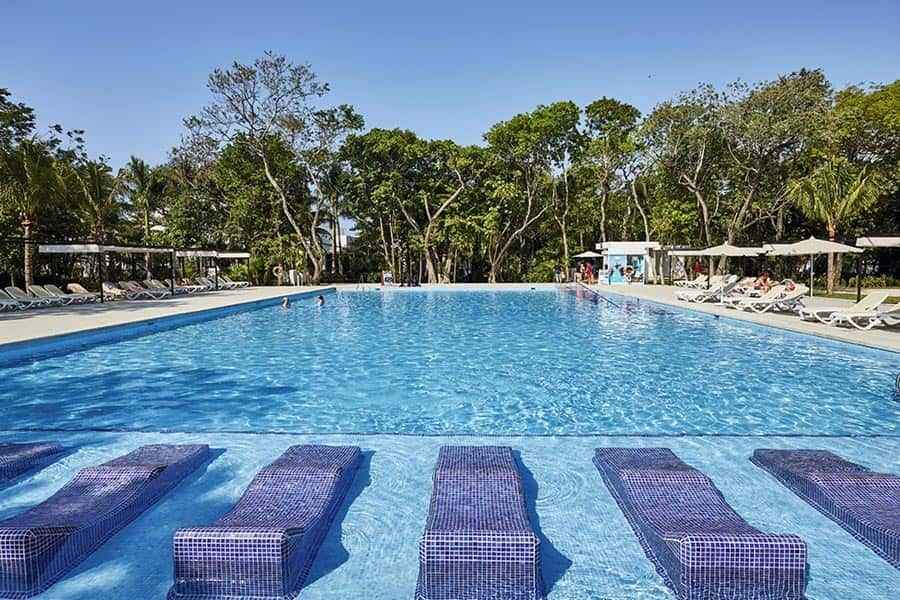 pool-riu-tequila-2_tcm49-230022