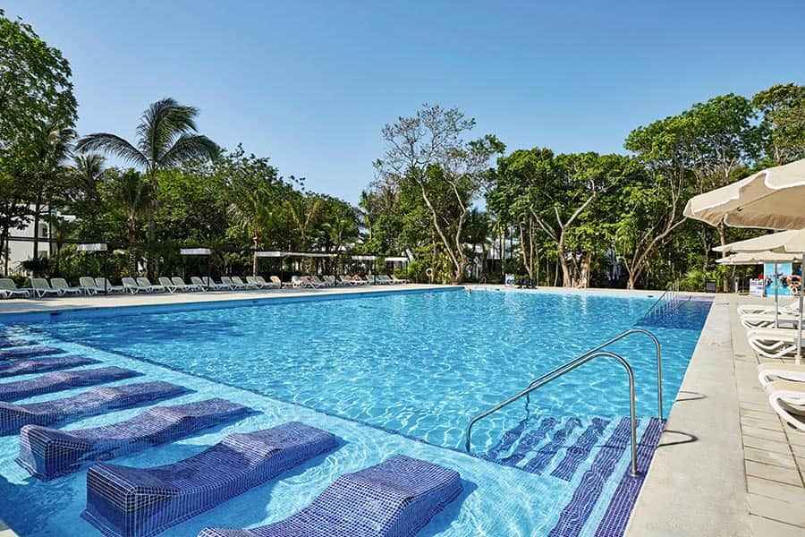 pool-riu-tequila_tcm49-230023