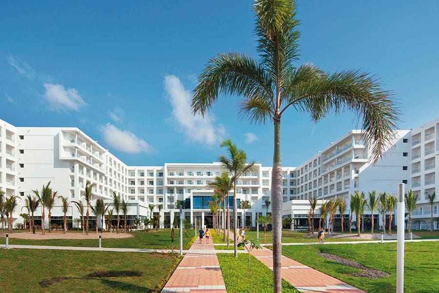 riu playa blanca 6-min
